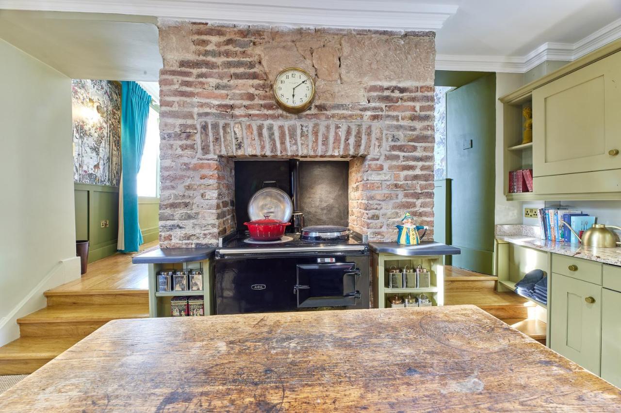 River View: Characterful Townhouse, Stunning Views Berwick Upon Tweed Екстер'єр фото