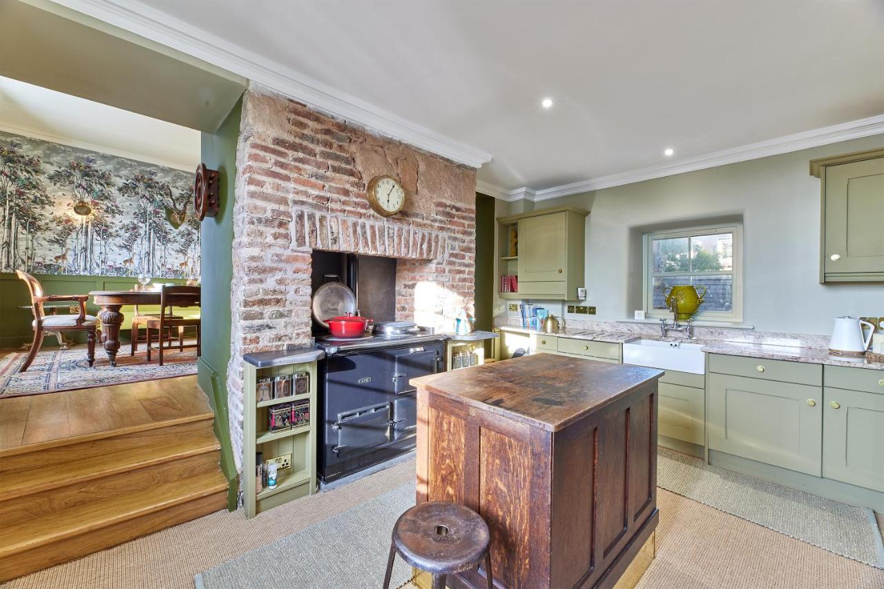 River View: Characterful Townhouse, Stunning Views Berwick Upon Tweed Екстер'єр фото